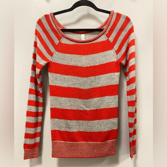 Aeropostale women’s long sweater top, size small - Picture 1 of 13